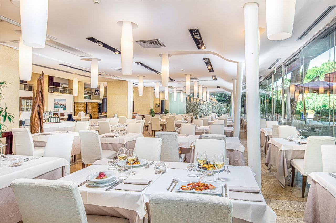 Hotel Rex ลินญาโน ซับเบียโดโร ภายนอก รูปภาพ